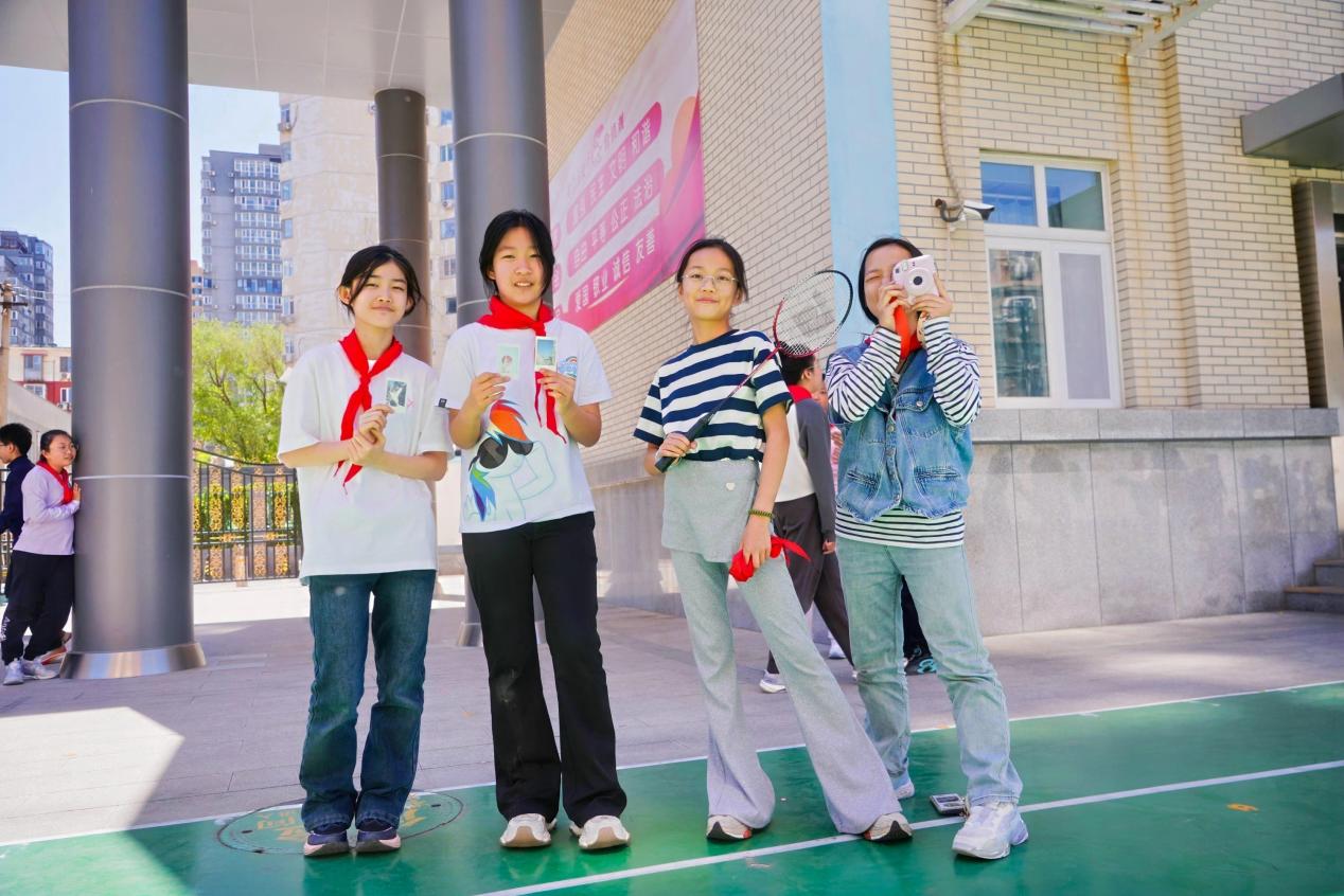 【新闻稿】富士instax™教育走进北京小学:定格成长,书写未来 0428.docx 如图片无法显示,请耐心等待